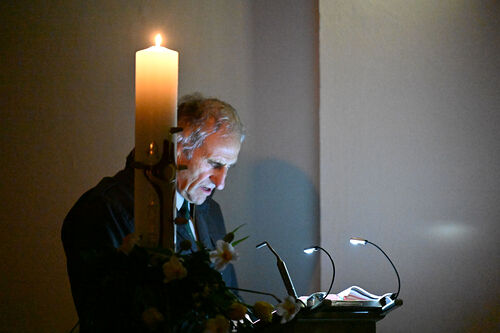 Osternachtsfeier mit Weihbischof Turnovszky