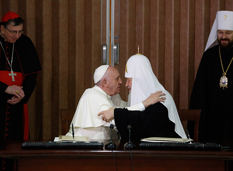 Historische Begegnung zwischen Papst Franziskus und Patriarch Kyrill. / Copyright 2016, KNA. Alle Rechte vorbehalten